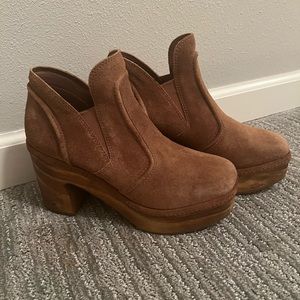 Matisse Jolie Suede Topstitch Platform Bootie